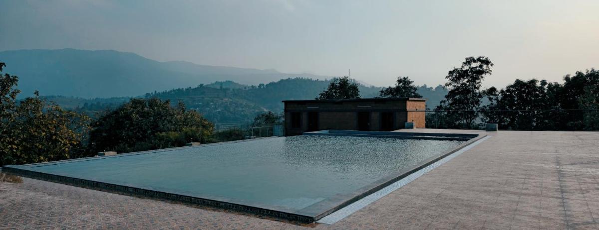 Misty Valley Resort - Housity
