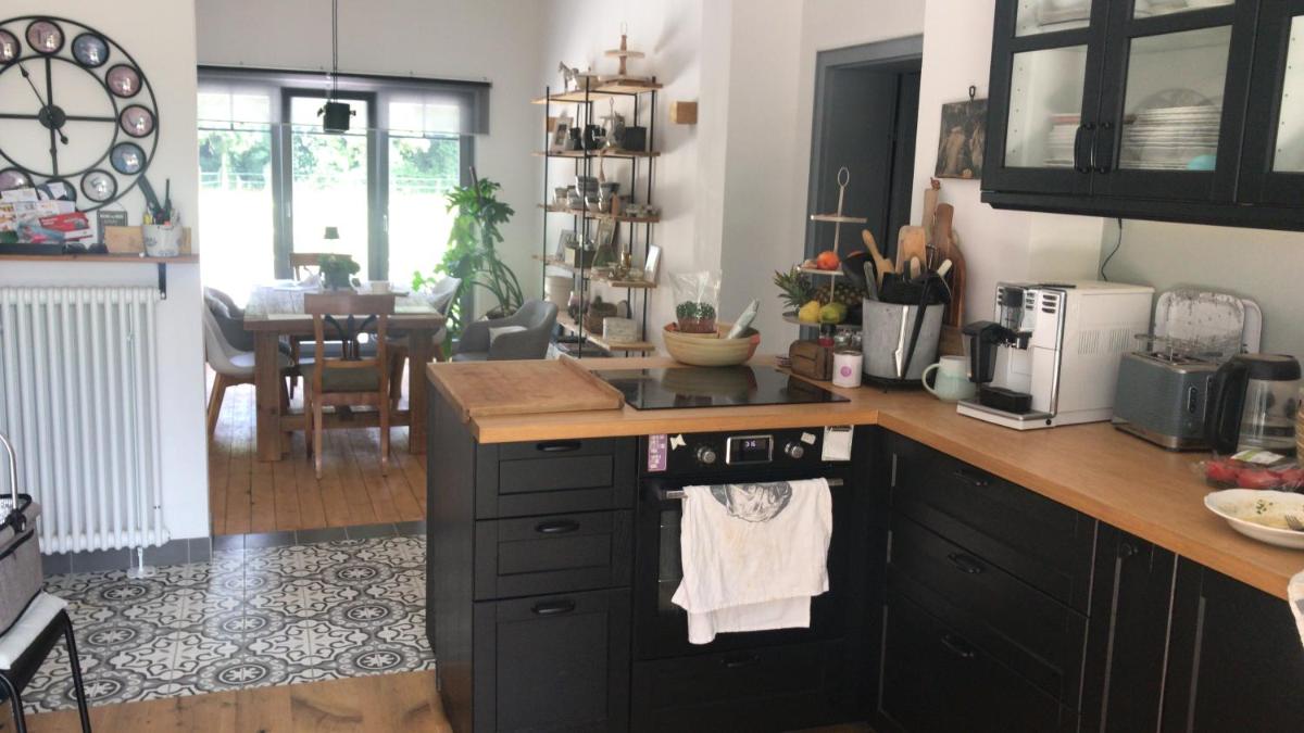 Ks Kotten Bed and Breakfast - Housity