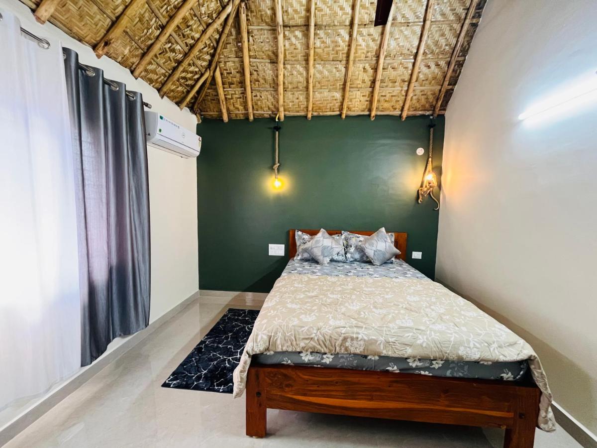 The Hideout - Housity