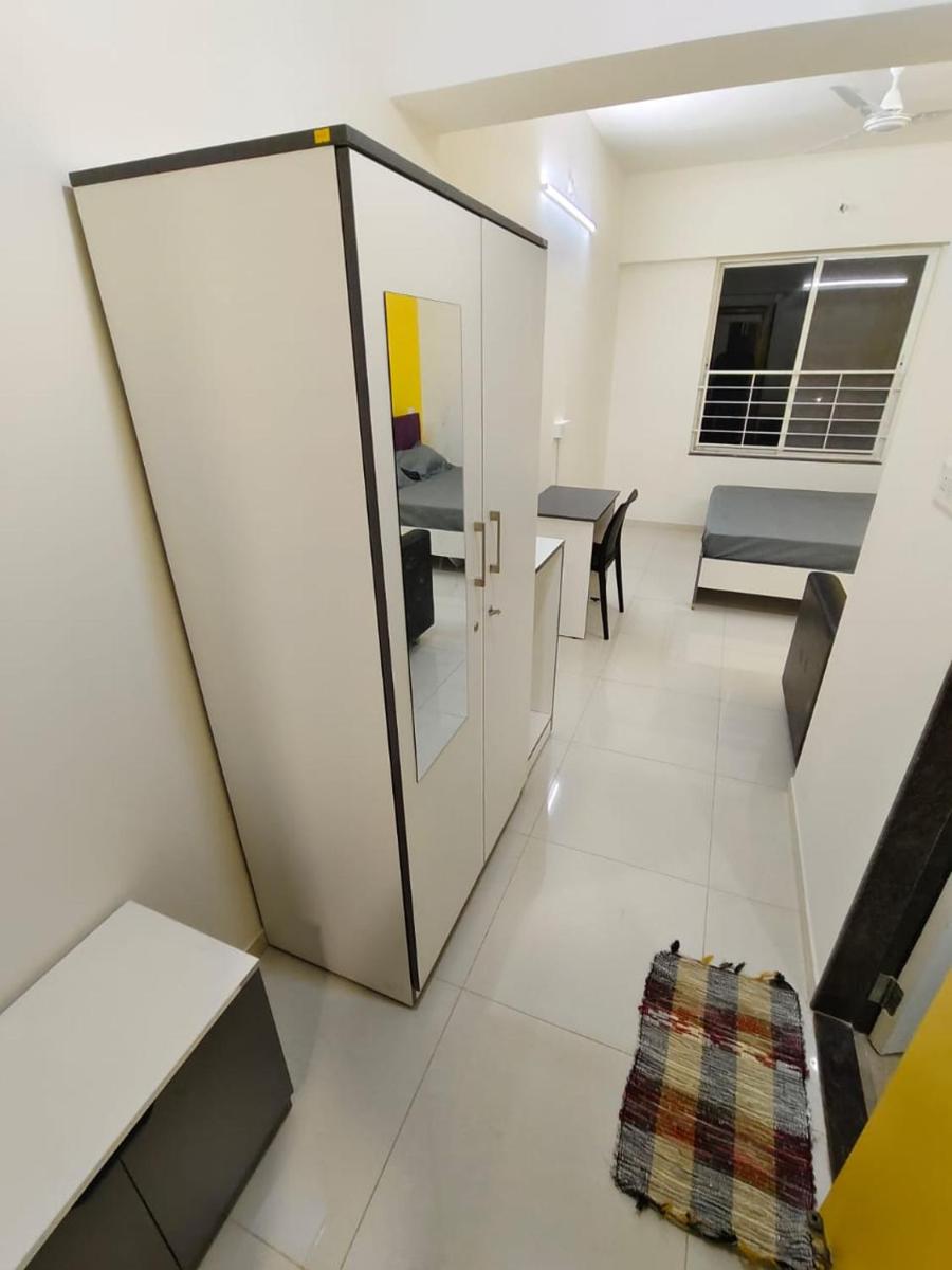 C Suites - Grand Central - Housity