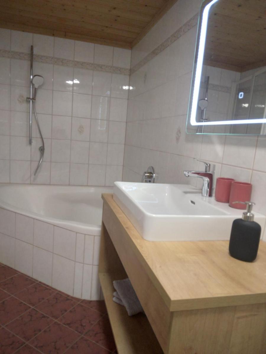 Ferienwohnung Anton - Housity