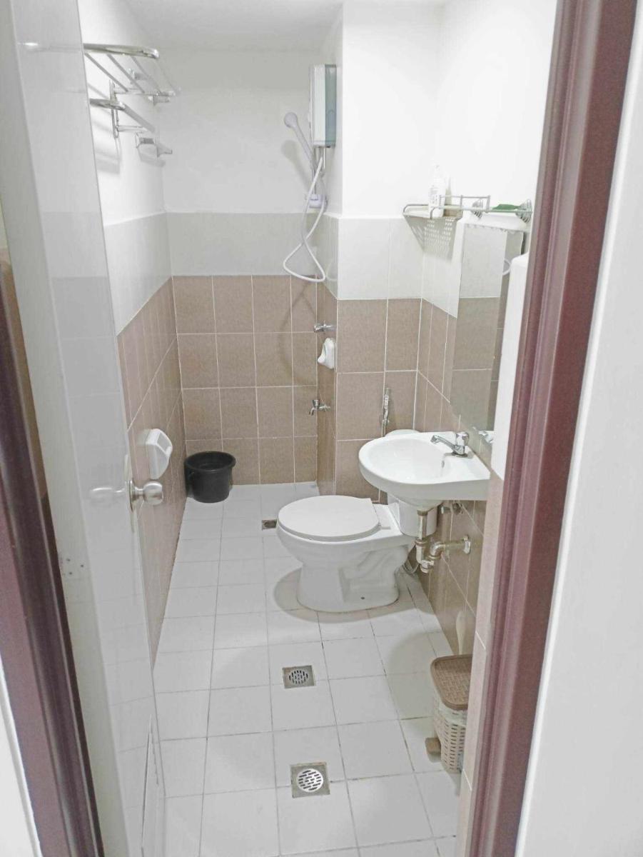 Burnham Hill Condominium - Housity
