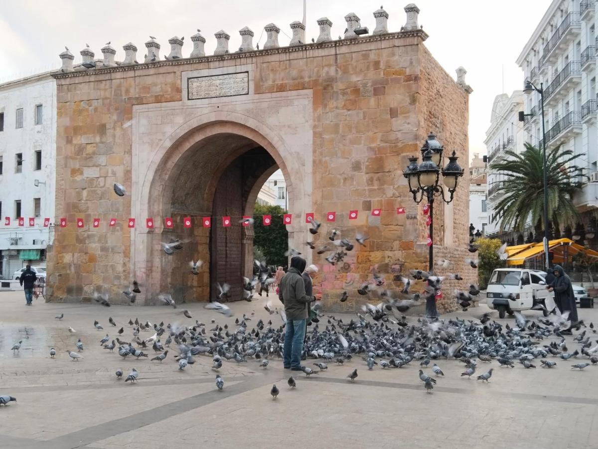 Hotel Marhaba - Beb Bhar Tunis - Housity