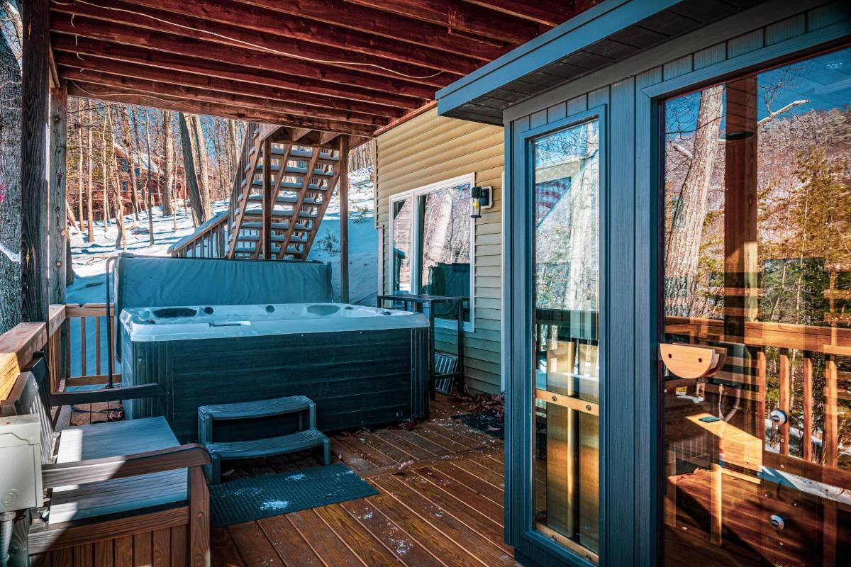 Mtn Views - Sauna - Hot Tub - Health - Wellness - Housity