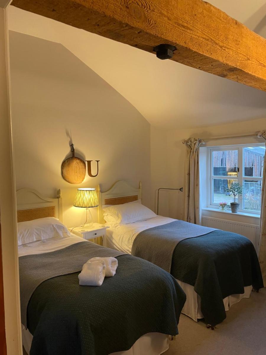 Joyce’s Barn - Housity