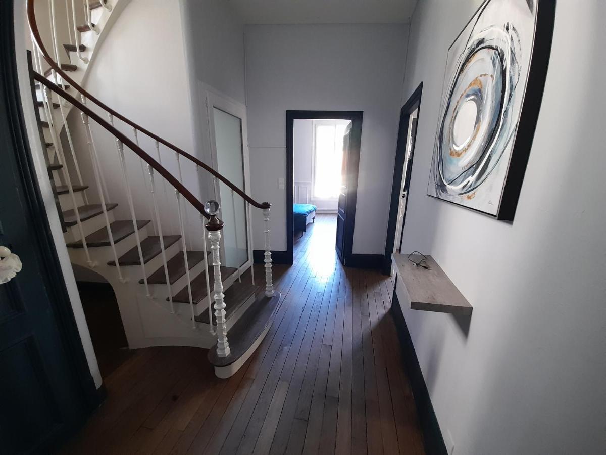 Magnifique maison avec terrasse - Housity