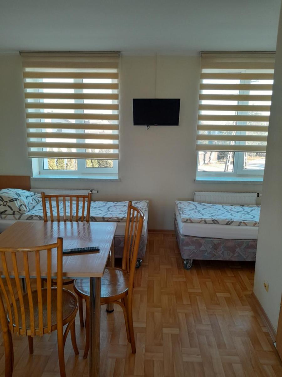 Hostel Polon - Housity