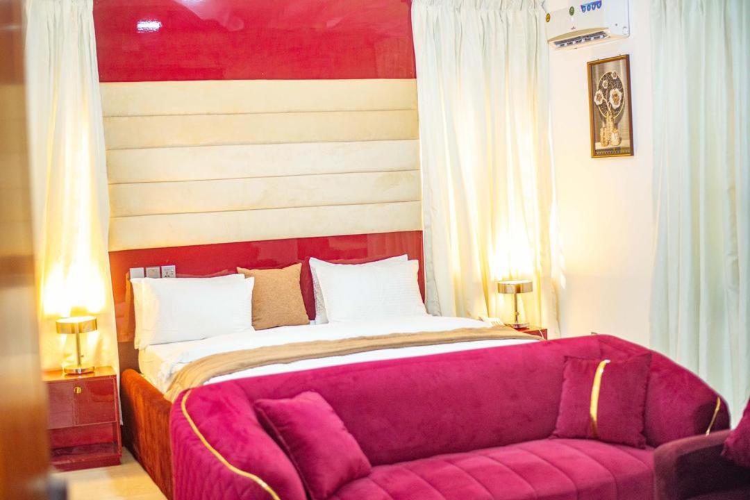 De Moon Relaxation Place - Housity