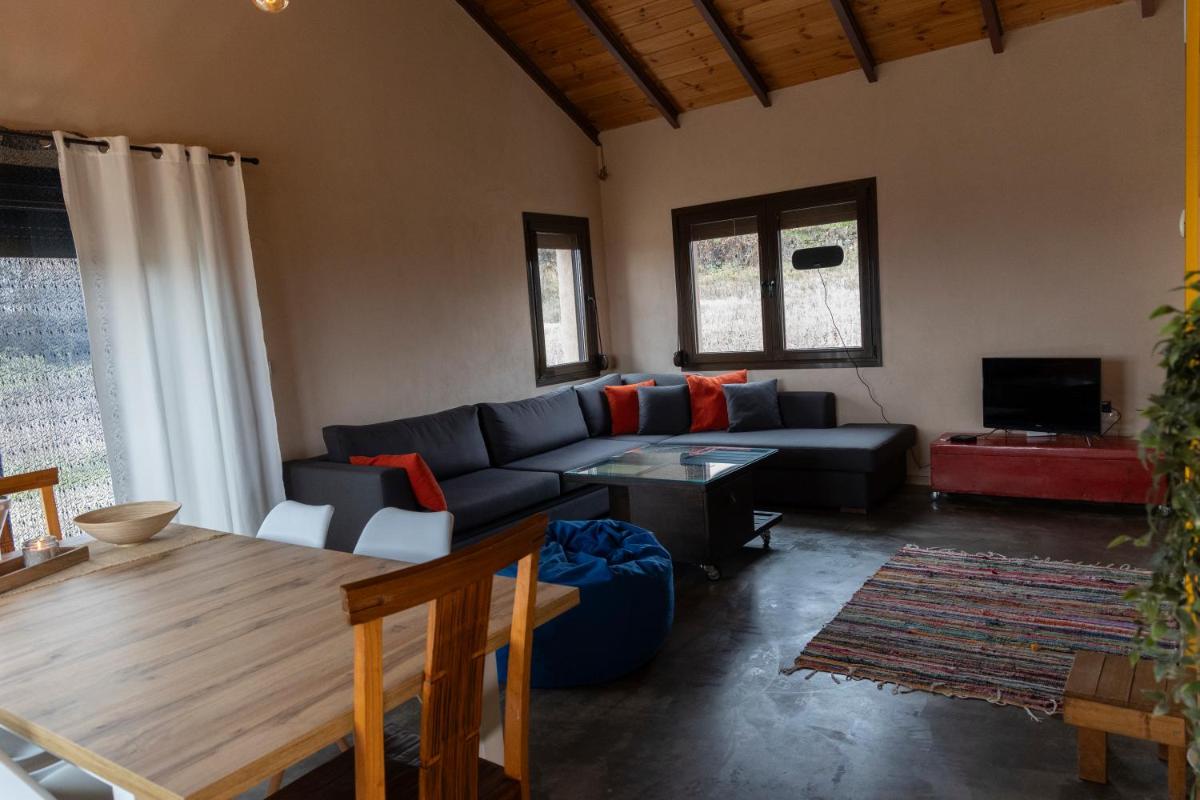 Evaggelia's Apartments 4 Σπίτι στο λιβάδι - Housity