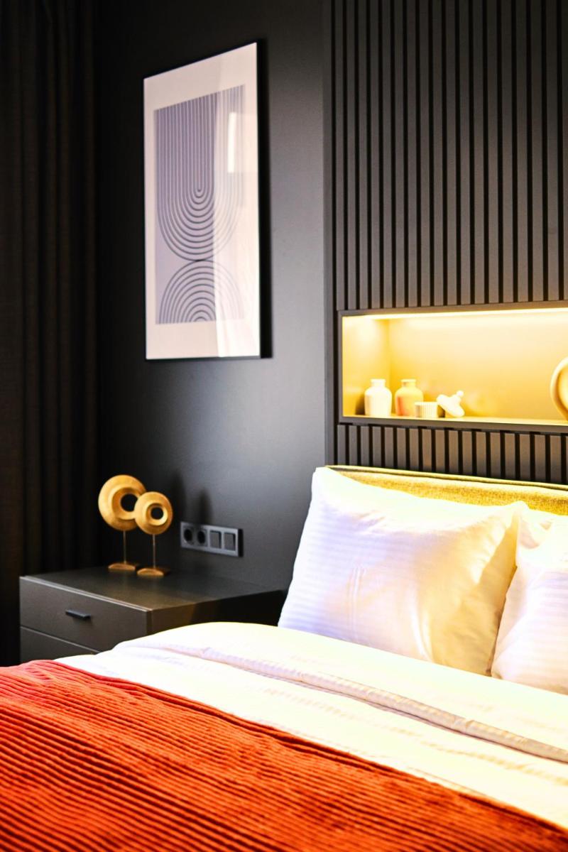TAKS-INN Suites - Housity