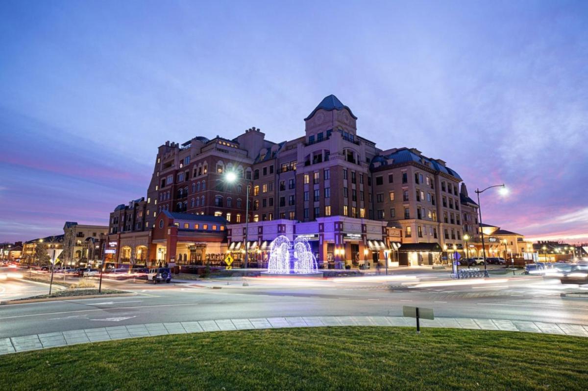 Renaissance Indianapolis North Hotel - Housity