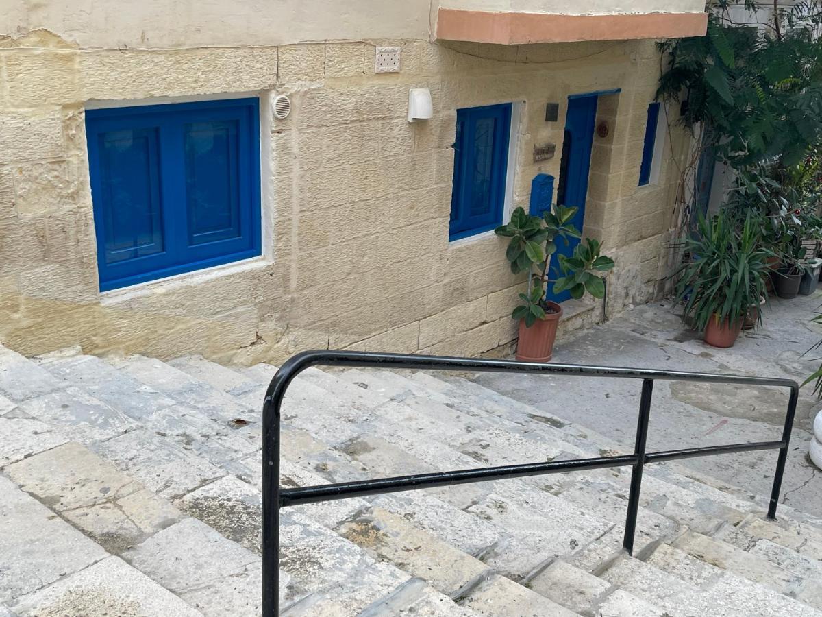 Cosy private townhouse in heart of Senglea - Housity