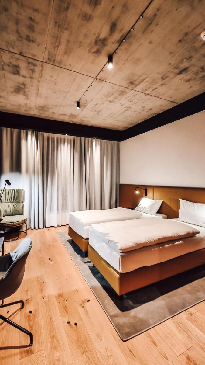 Suitetrails - Fabryka Wełny Hotel & Spa