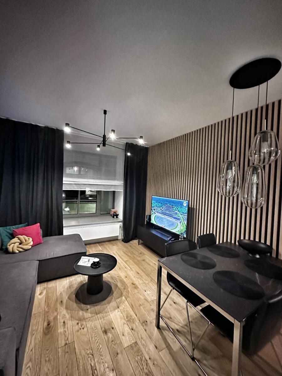 IDYLLA Apartamenty w sercu Wrocławia na Ostrowie Tumskim - Housity