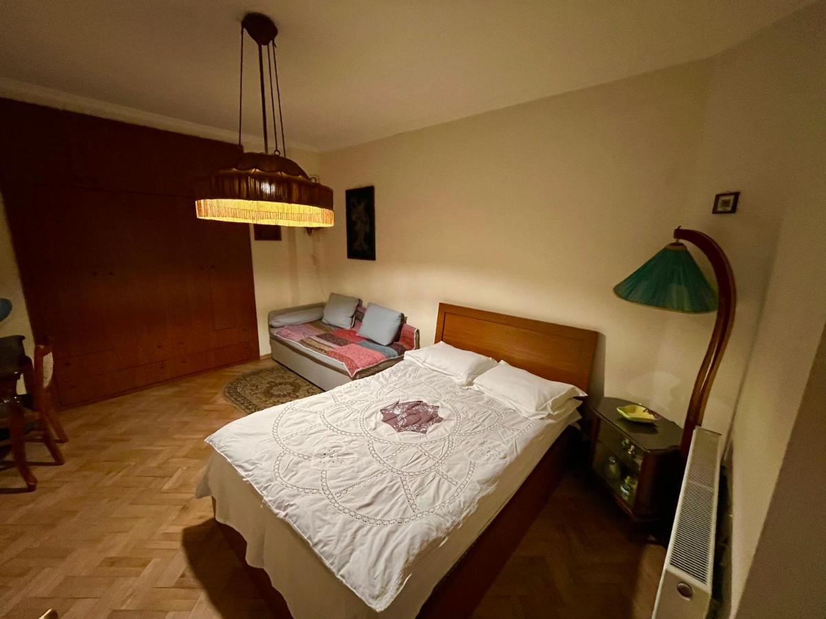 cozy and center - Housity