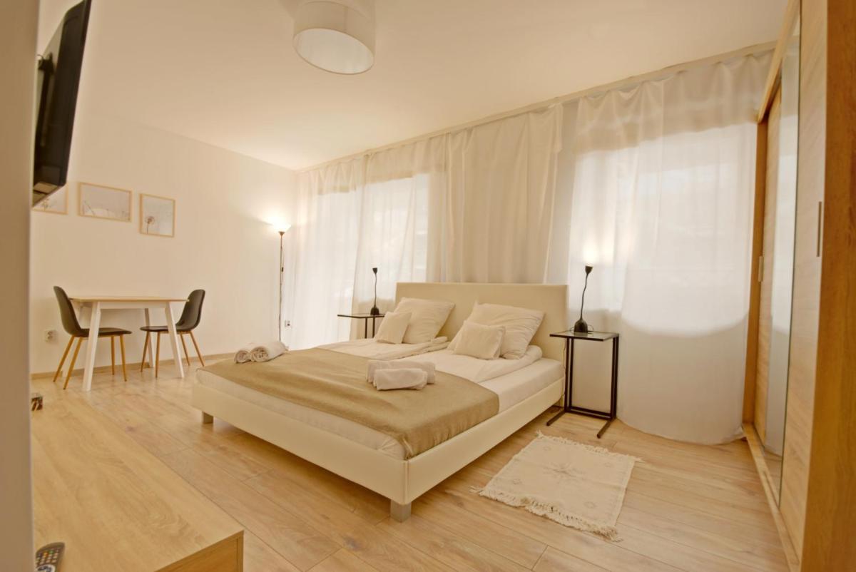 Apartament Rocha - Housity