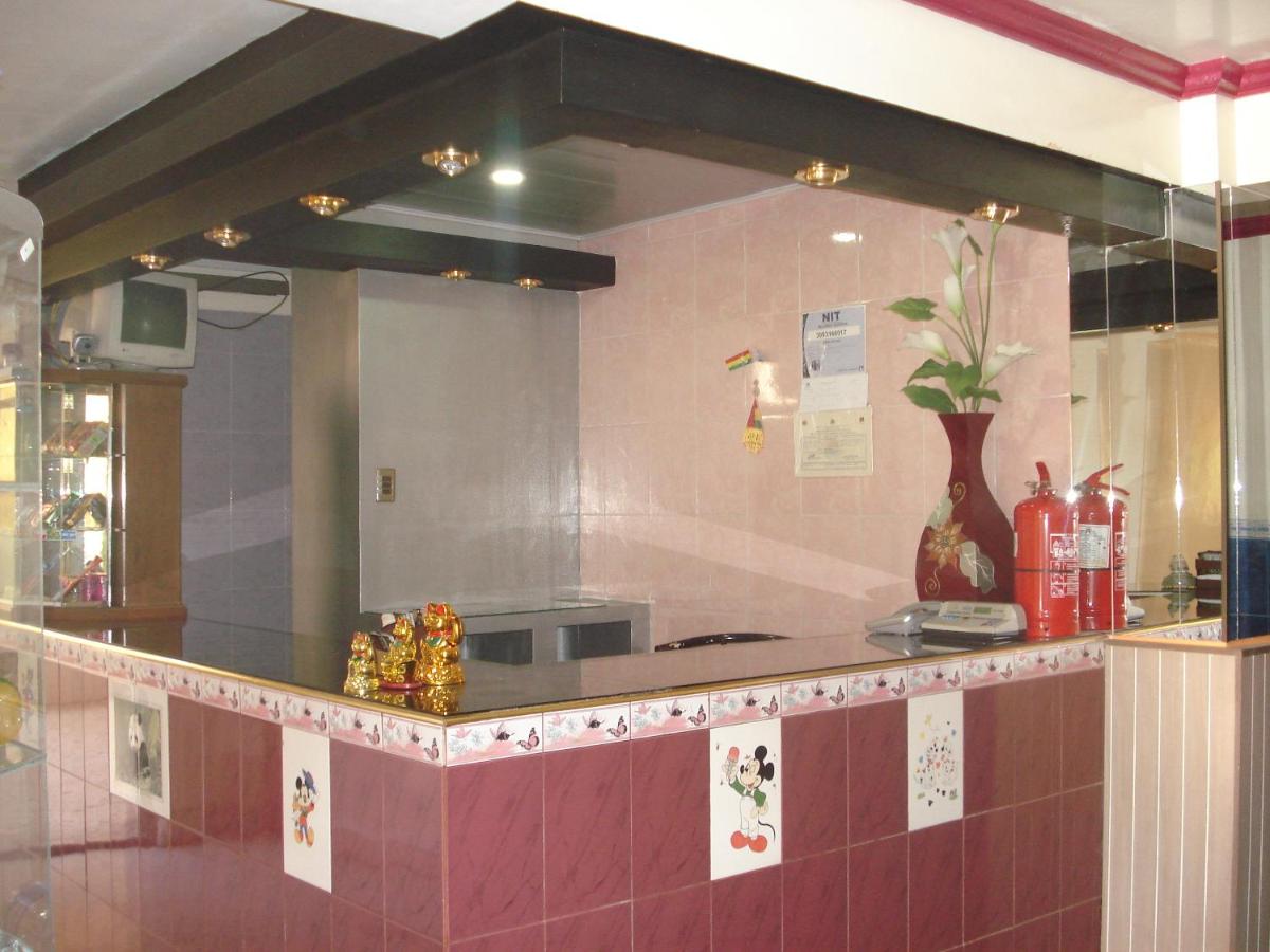 Suitetrails - Hostal Olympic