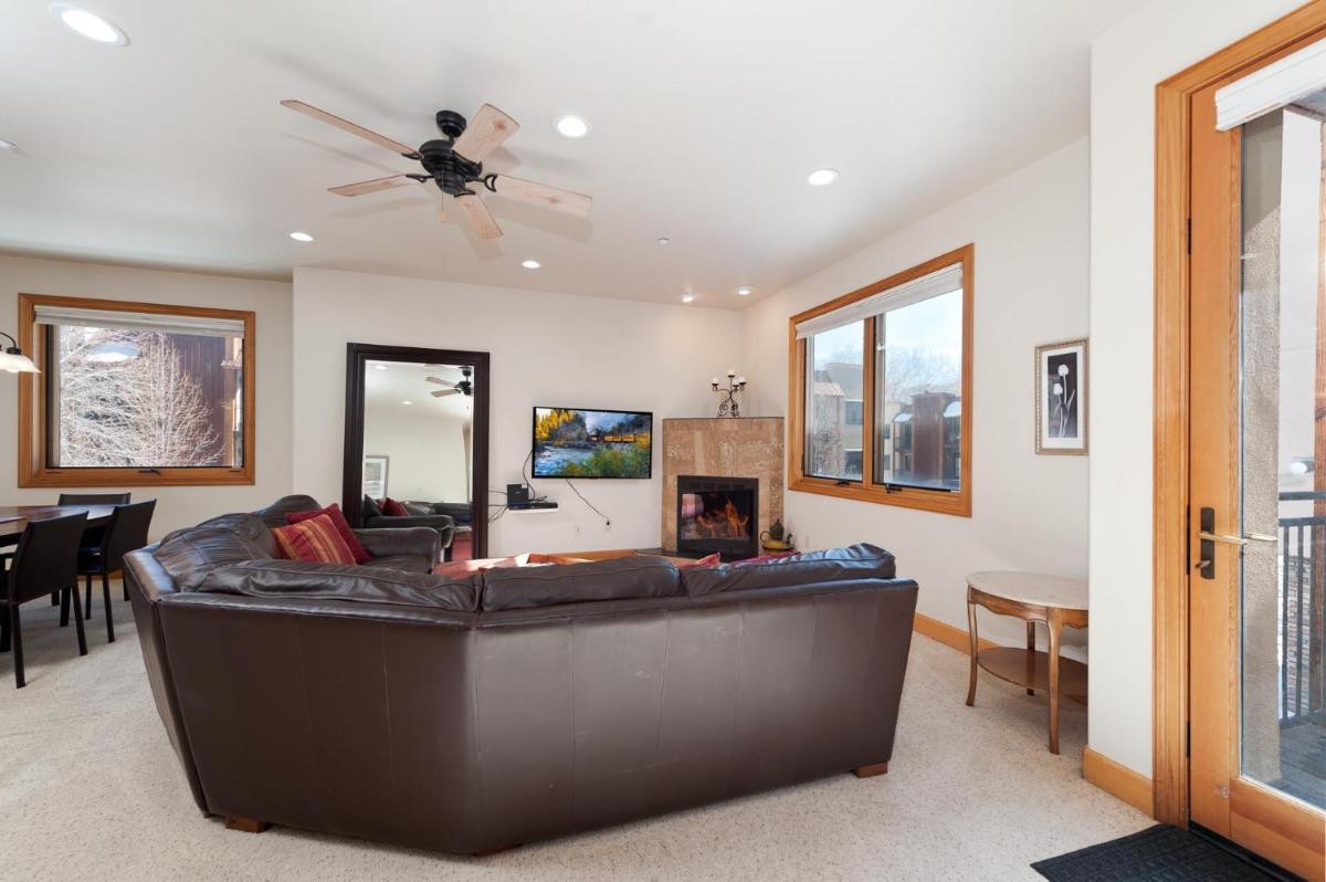 Crimson Cliffs Unit 55 - Housity