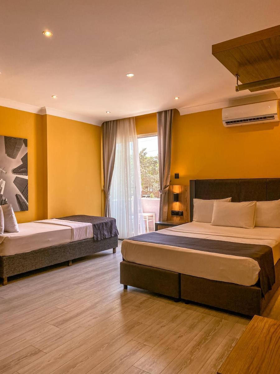 Roy Otel Akçay - Housity