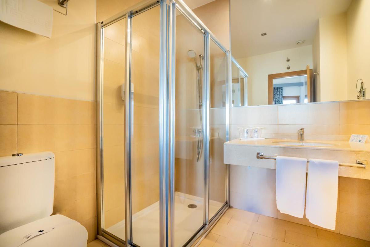 Un baño de Hotel Andalussia