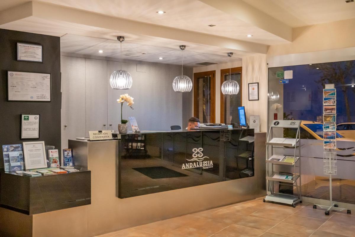 Imagen de la galería de Hotel Andalussia, en Conil de la Frontera