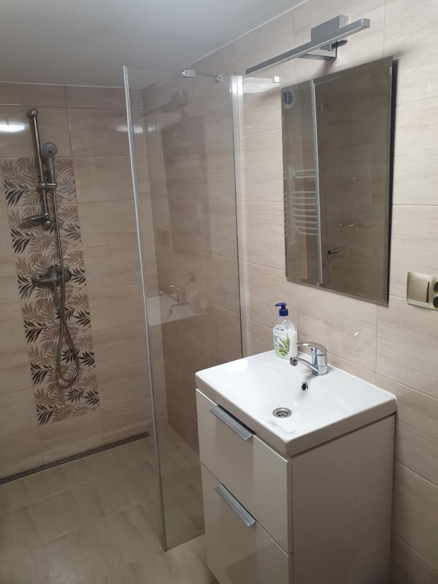 Pokoje Gościnne Barbara - Housity