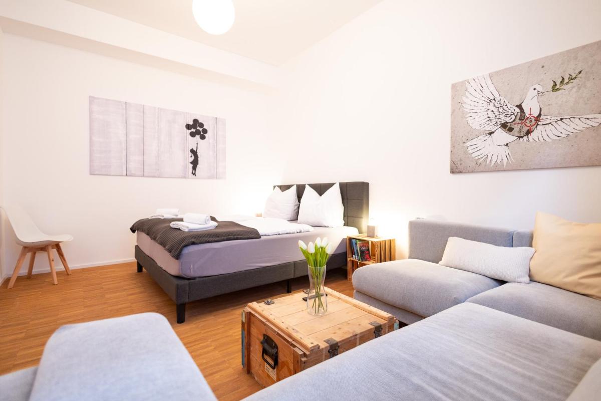 Ko-Living - Beatles und Banksy Suites & Studios am Eselsbrunnen - Altstadt - Küche - Housity