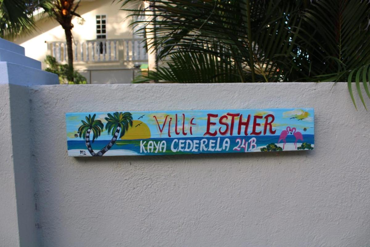 Villa Esther two private rooms in a Vacation Villa near Blue Bay golf and beach resort - Housity