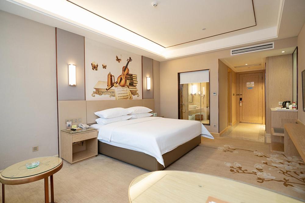 Suitetrails - Vienna International Hotel Hengyang Huayao city