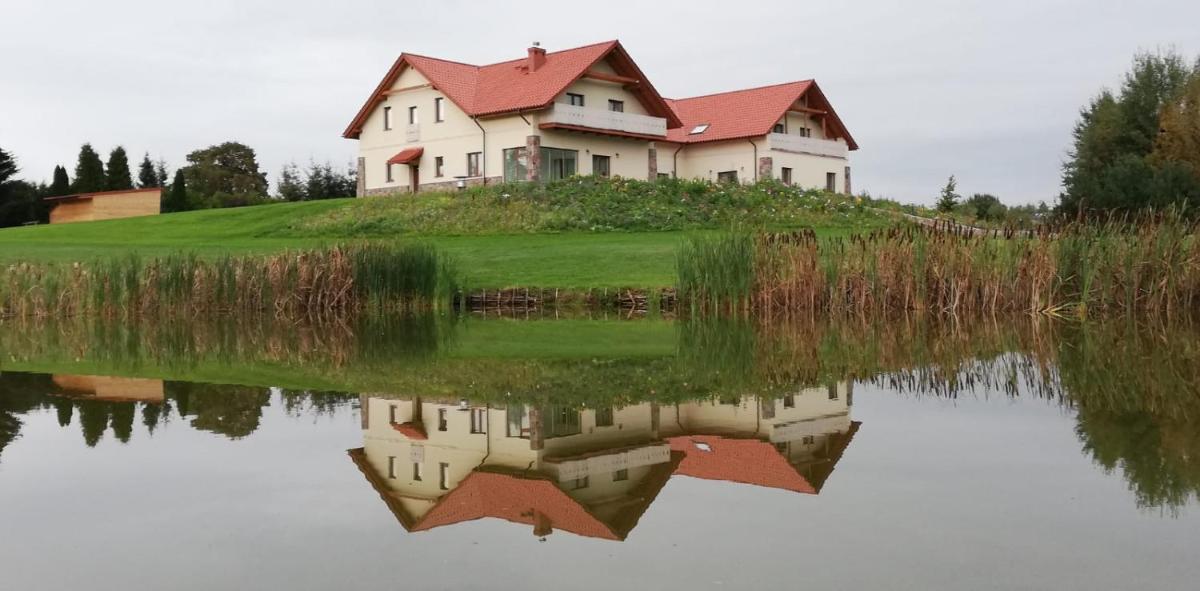 Zielone Wzgórza - Housity