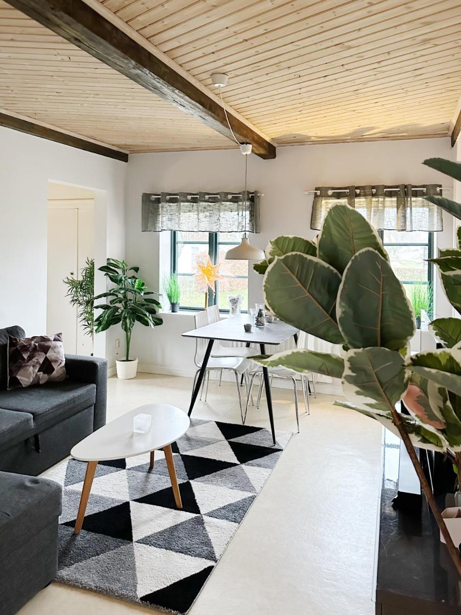 Kåseberga Byhus - Housity
