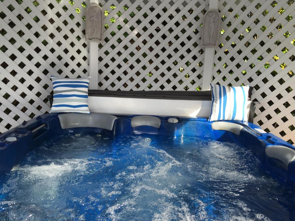 Te Moana Bed & Breakfast - Housity