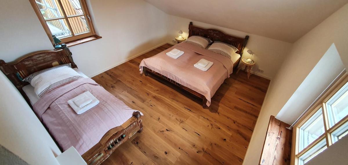 Lana Salta Alpakas - Gemütliche Gästezimmer auf dem Bauernhof - Housity