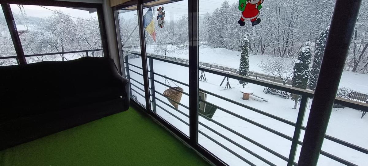 Casă de vacanţă ,,La Vălucu