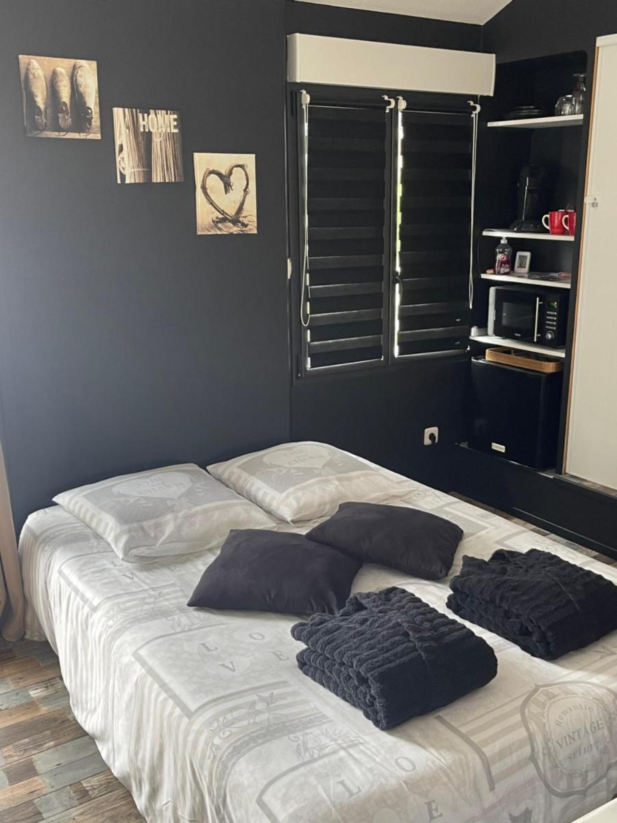 L’ENTRE DEUX Ô SPA Jacuzzi et Sauna - Housity