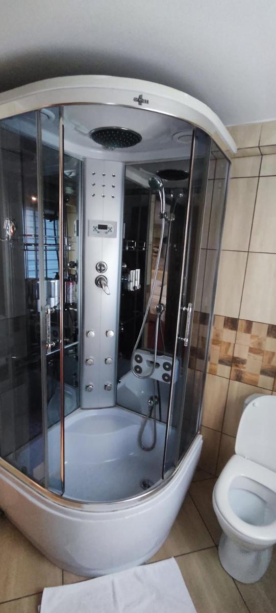 Pokoje Goscinne - Housity