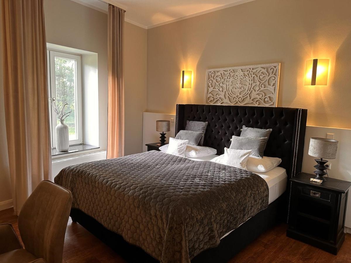 Gut Dyckhof - Housity