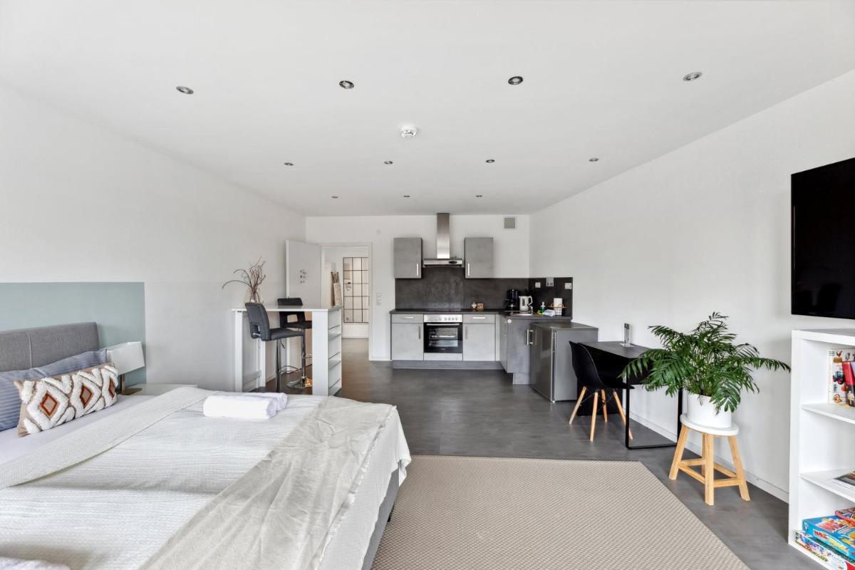 Salí Homes HZ42 Studio im Zentrum Bayreuths mit Balkon - Housity