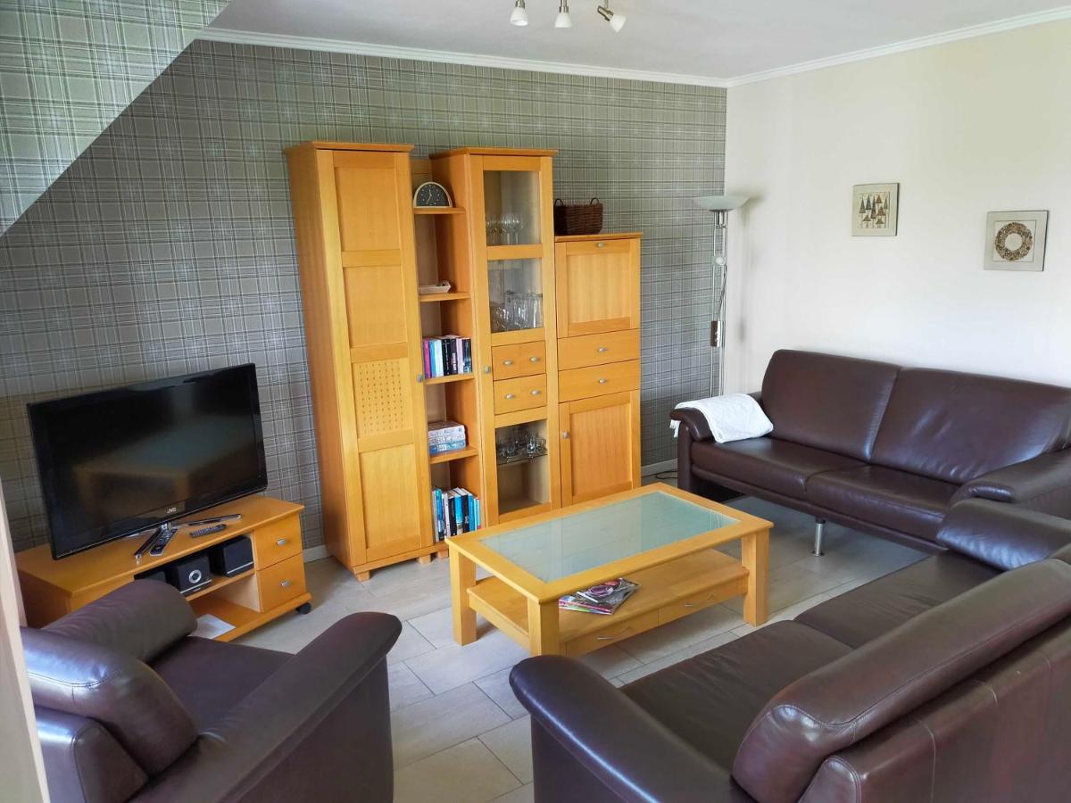 Ferienhaus Adamla, 65319 - Housity