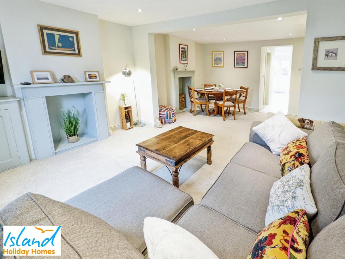 Sands Cottage - Housity
