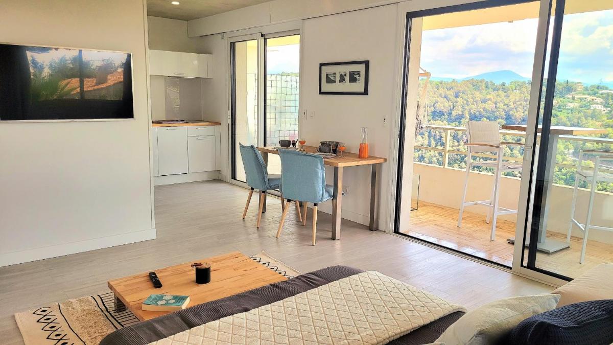Studio climatisé, vue imprenable-wifi - Housity