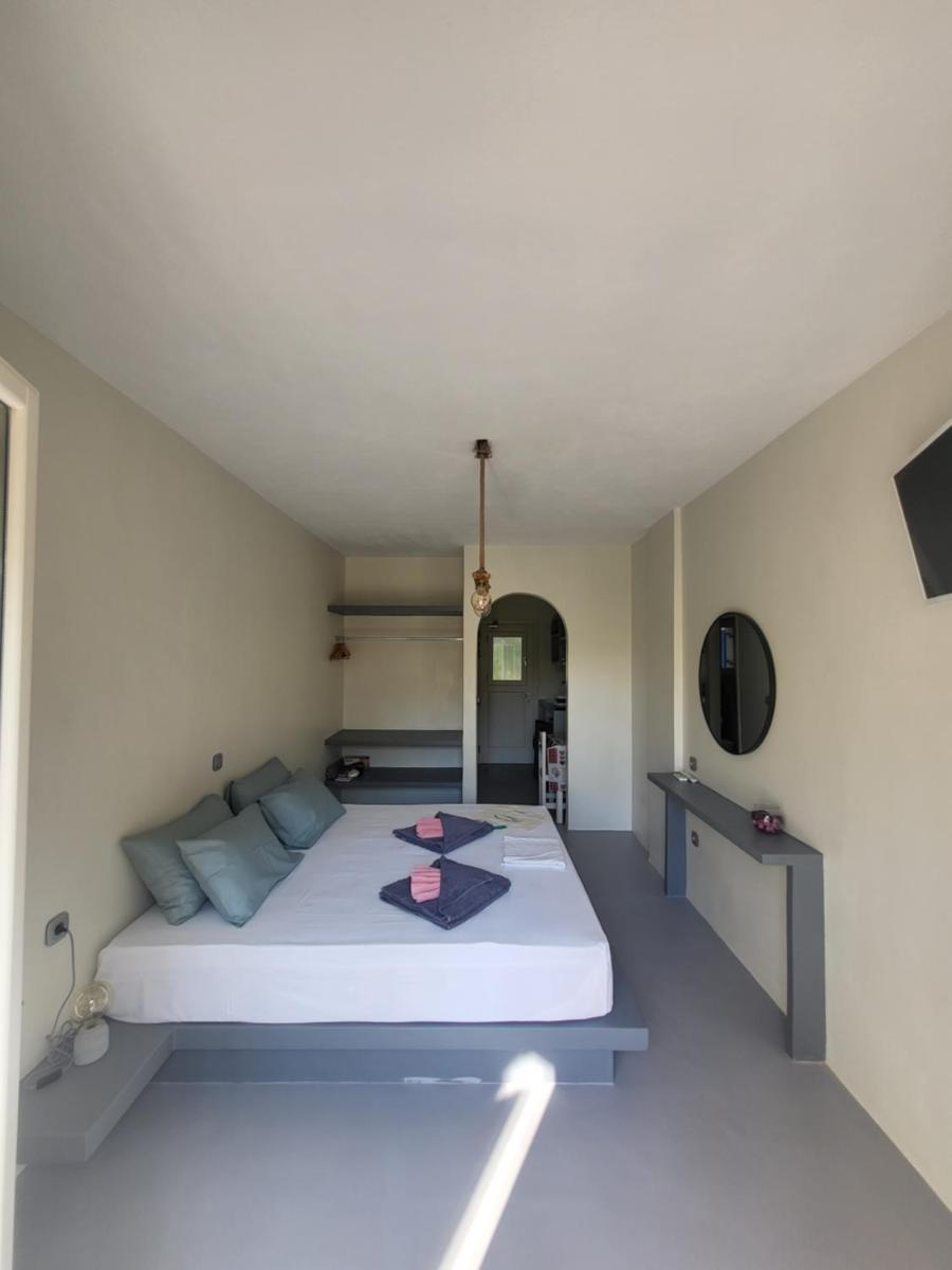 Deep Blue Studios - Housity