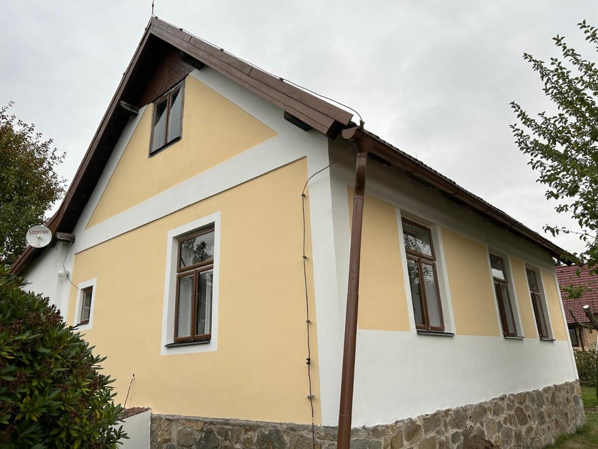 Příjemná chaloupka na Třeboňsku - Housity