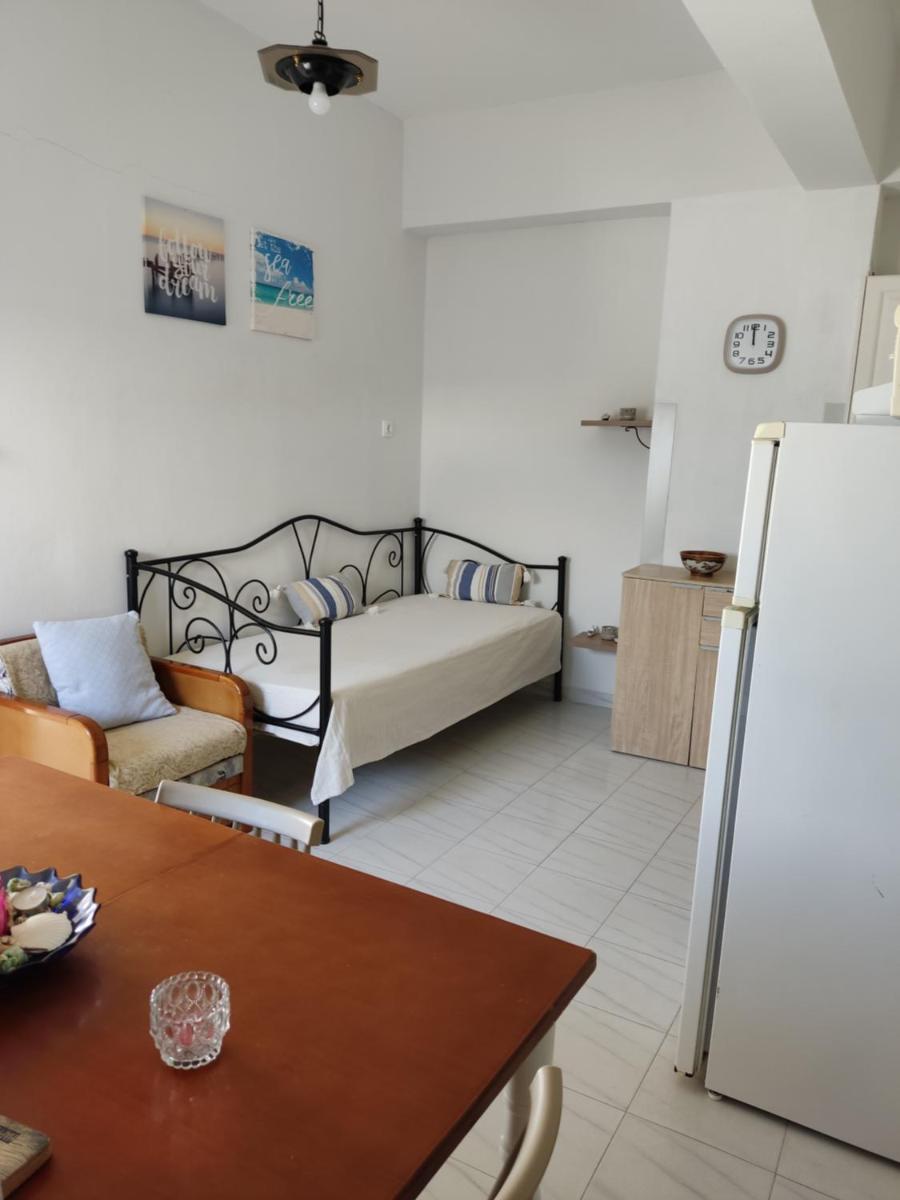 Katerina's Apartment Makrigialos - Housity
