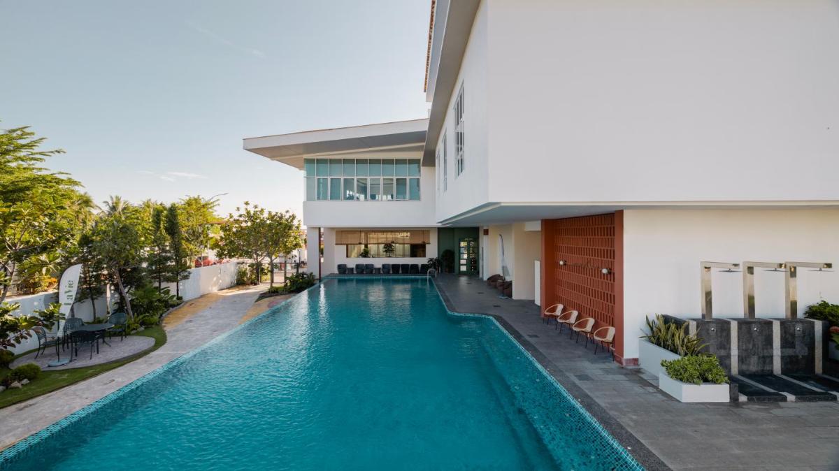 La Vie Hotel Juru - Housity