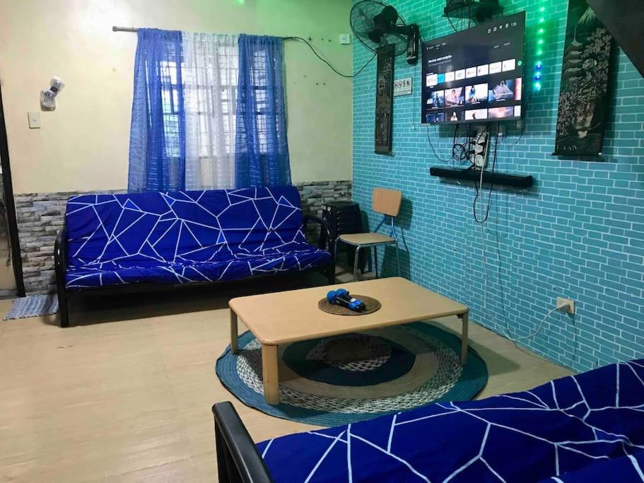 Montalban Gateway Big Group Package - Housity