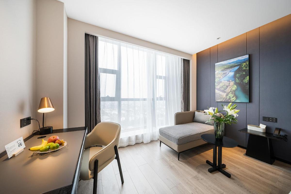 Atour Hotel Chengdu Dujiangyan Darong City - Housity