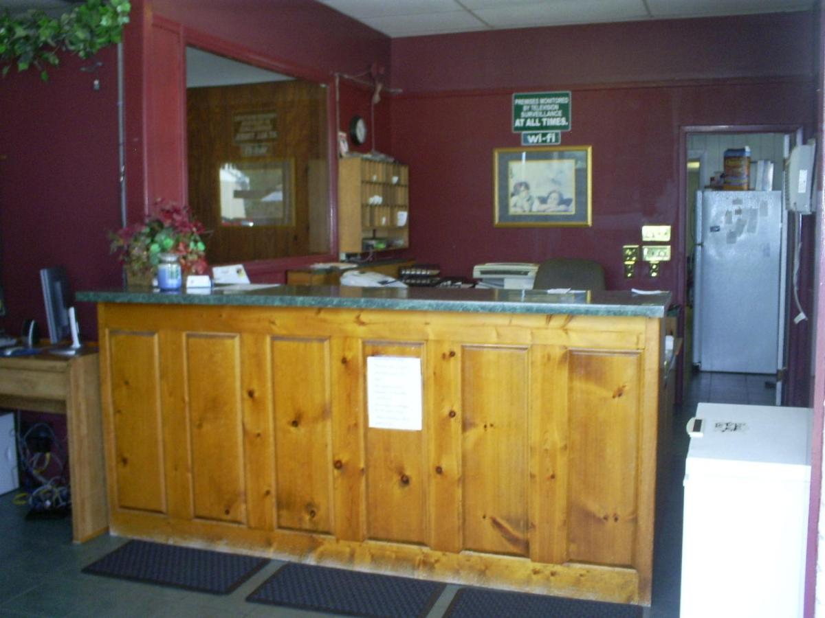 Crestview Inn - Housity