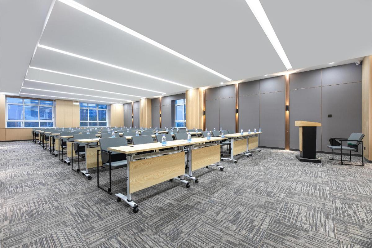 Atour Hotel Xi'an International Port Area - Housity