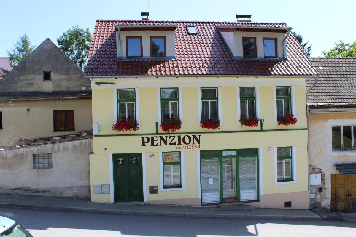 Penzion Gomelská - Housity